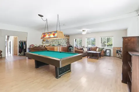827 Summit Loop Grants Pass OR 97527