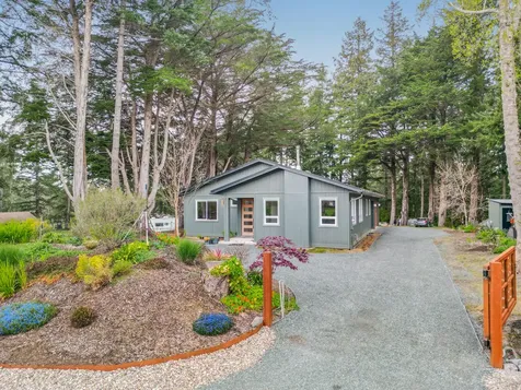 88879 Highway 42 S Bandon OR 97411