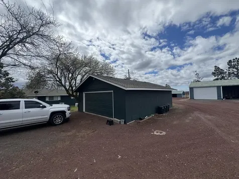 11997 SW Cornett Loop Powell Butte OR 97753