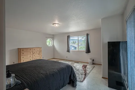 1457 SW Silver Maple Way Grants Pass OR 97526
