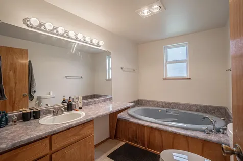1457 SW Silver Maple Way Grants Pass OR 97526