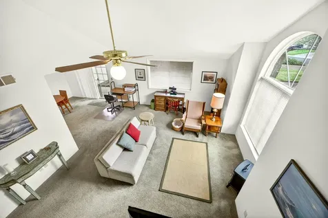 2122 Creek Drive Ashland OR 97520