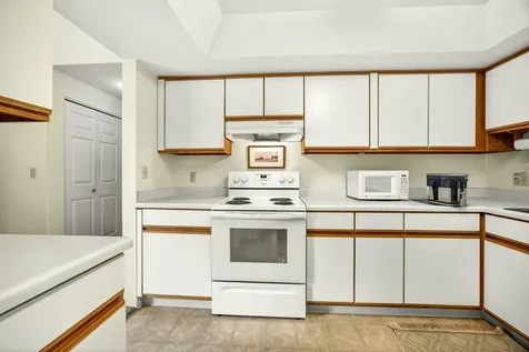 2122 Creek Drive Ashland OR 97520