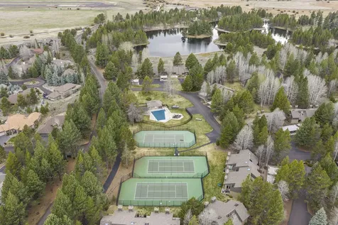 17755 Lake Aspen Court Sunriver OR 97707