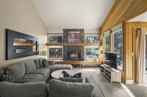 17755 Lake Aspen Court Sunriver OR 97707