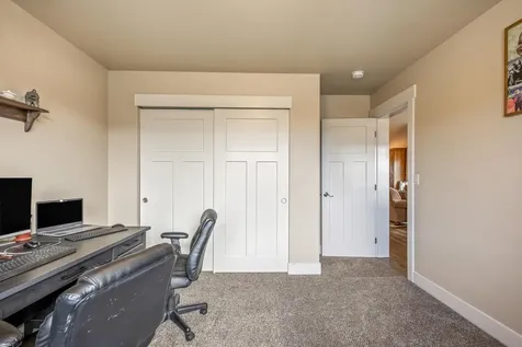 1002 NE Discovery Loop Prineville OR 97754