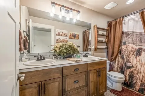 1002 NE Discovery Loop Prineville OR 97754