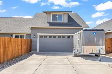 1002 NE Discovery Loop Prineville OR 97754
