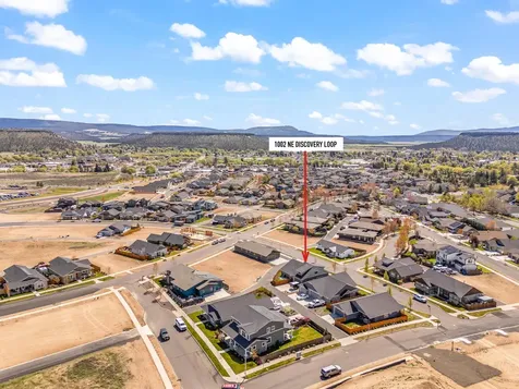 1002 NE Discovery Loop Prineville OR 97754