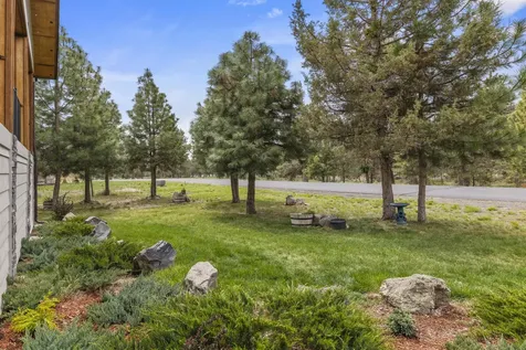 1139 Paper Birch Way Klamath Falls OR 97601