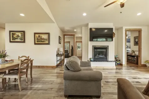 1139 Paper Birch Way Klamath Falls OR 97601