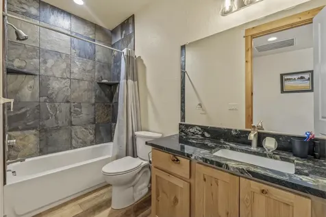 1139 Paper Birch Way Klamath Falls OR 97601