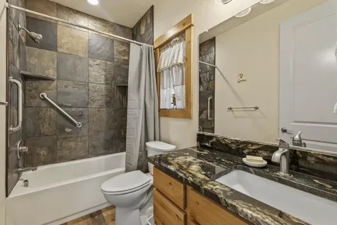 1139 Paper Birch Way Klamath Falls OR 97601
