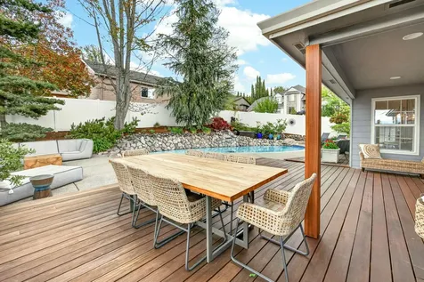 4781 Torrey Pines Drive Medford OR 97504