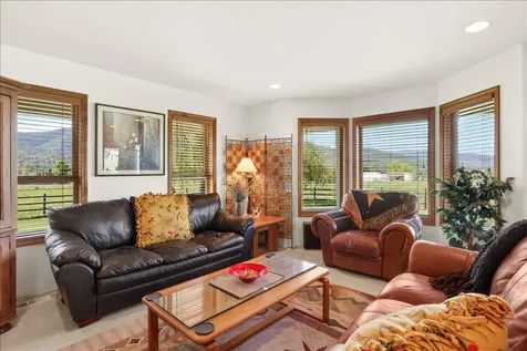 900 Butler Creek Road Ashland OR 97520