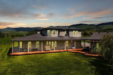 900 Butler Creek Road Ashland OR 97520