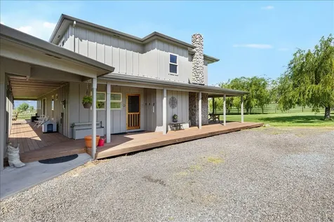900 Butler Creek Road Ashland OR 97520