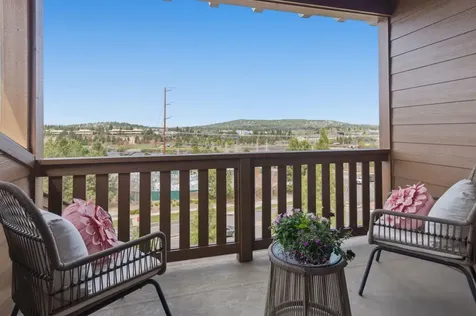871 SW Blakely Road Bend OR 97702