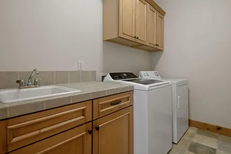 871 SW Blakely Road Bend OR 97702