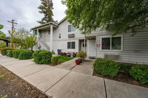 139 Almond Street Medford OR 97504