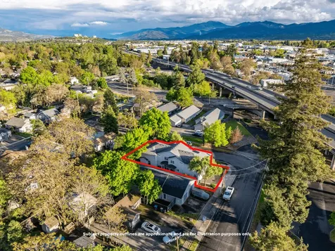 139 Almond Street Medford OR 97504