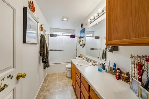 139 Almond Street Medford OR 97504