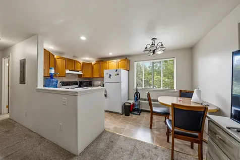 139 Almond Street Medford OR 97504