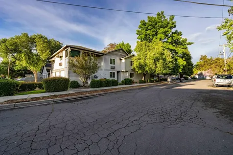 139 Almond Street Medford OR 97504