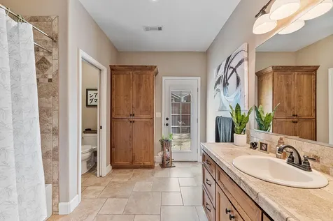 72 Pineridge Lane Eagle Point OR 97524