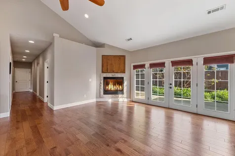 72 Pineridge Lane Eagle Point OR 97524