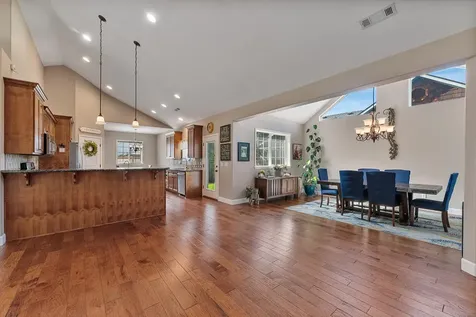 72 Pineridge Lane Eagle Point OR 97524