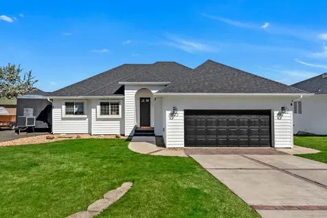 3773 SW Timber Avenue Redmond OR 97756