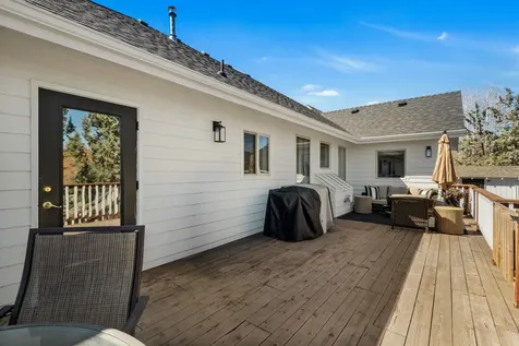 3773 SW Timber Avenue Redmond OR 97756