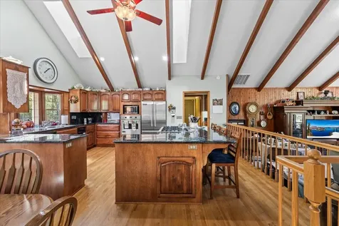 8959 John Day Drive Gold Hill OR 97525