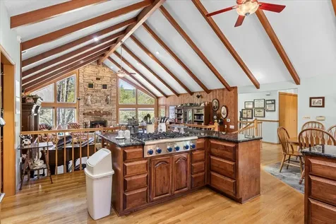 8959 John Day Drive Gold Hill OR 97525