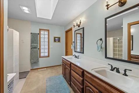 8959 John Day Drive Gold Hill OR 97525