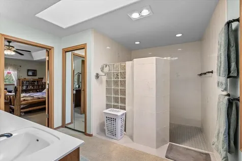 8959 John Day Drive Gold Hill OR 97525