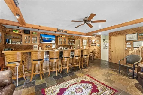 8959 John Day Drive Gold Hill OR 97525