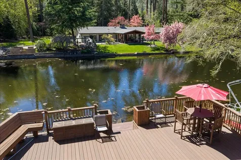 8959 John Day Drive Gold Hill OR 97525