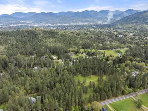 198 Hessar Street Grants Pass OR 97527