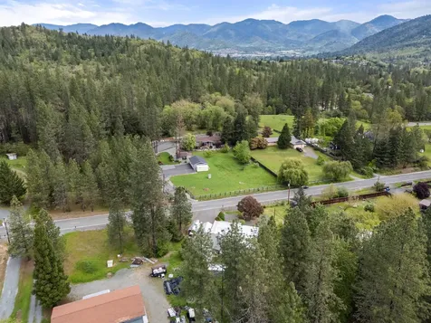 198 Hessar Street Grants Pass OR 97527