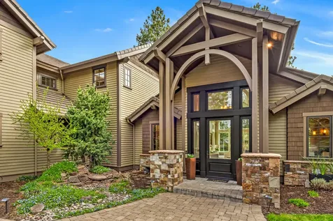 19570 Ball Butte Court Bend OR 97702