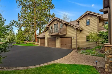19570 Ball Butte Court Bend OR 97702