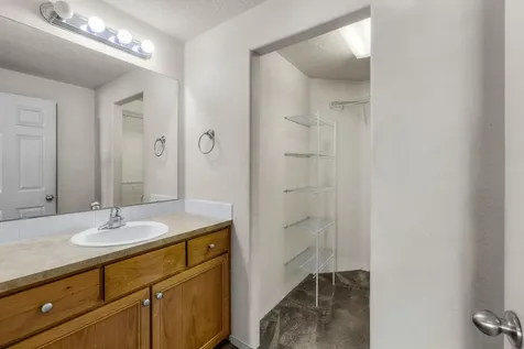 63175 NE De Haviland Street Bend OR 97701