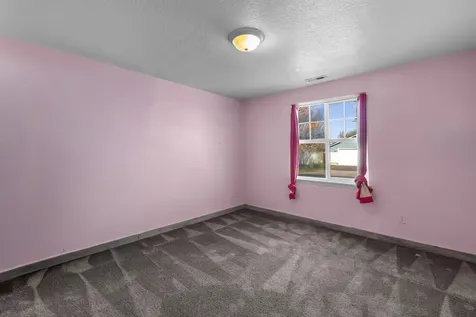 63175 NE De Haviland Street Bend OR 97701