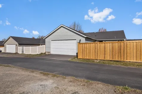 63175 NE De Haviland Street Bend OR 97701