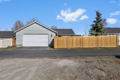 63175 NE De Haviland Street Bend OR 97701