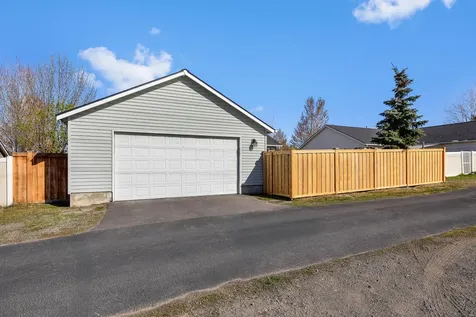 63175 NE De Haviland Street Bend OR 97701