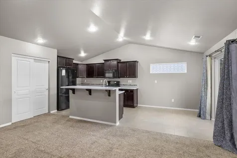3471 Cascara Street Medford OR 97504