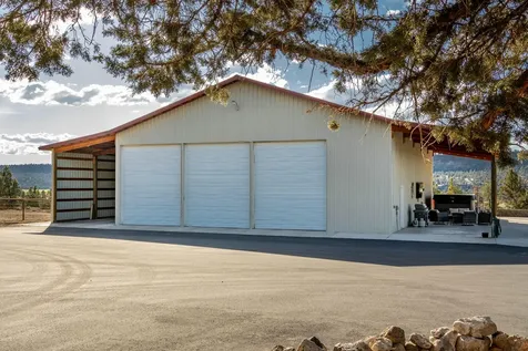 2300 S Main Street Prineville OR 97754